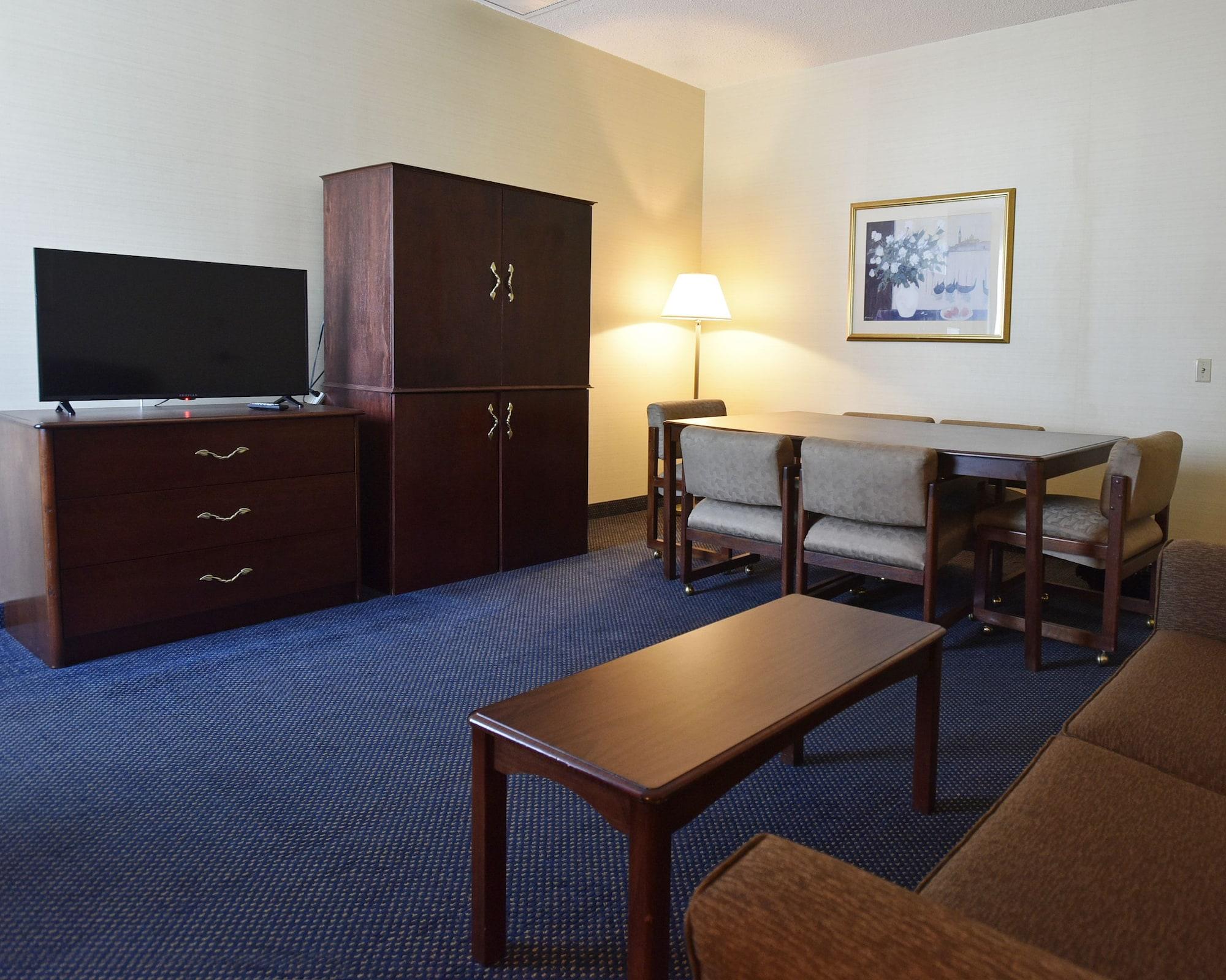 Maron Hotel & Suites Данбері Екстер'єр фото
